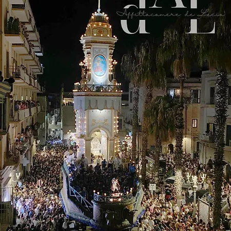 De Lucia - Elegante Storico Nel Cuore Della Citta *