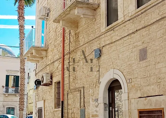 De Lucia - Elegante Storico Nel Cuore Della Citta * Terlizzi