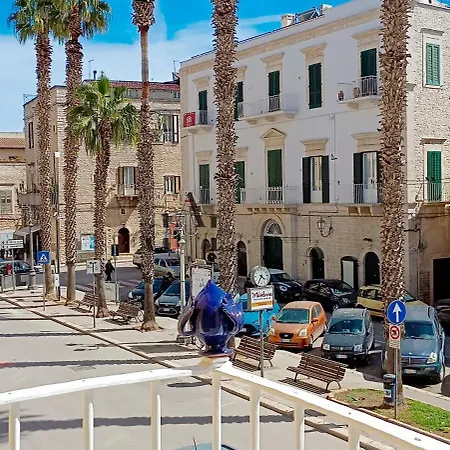Lägenhet De Lucia - Elegante Storico Nel Cuore Della Citta *